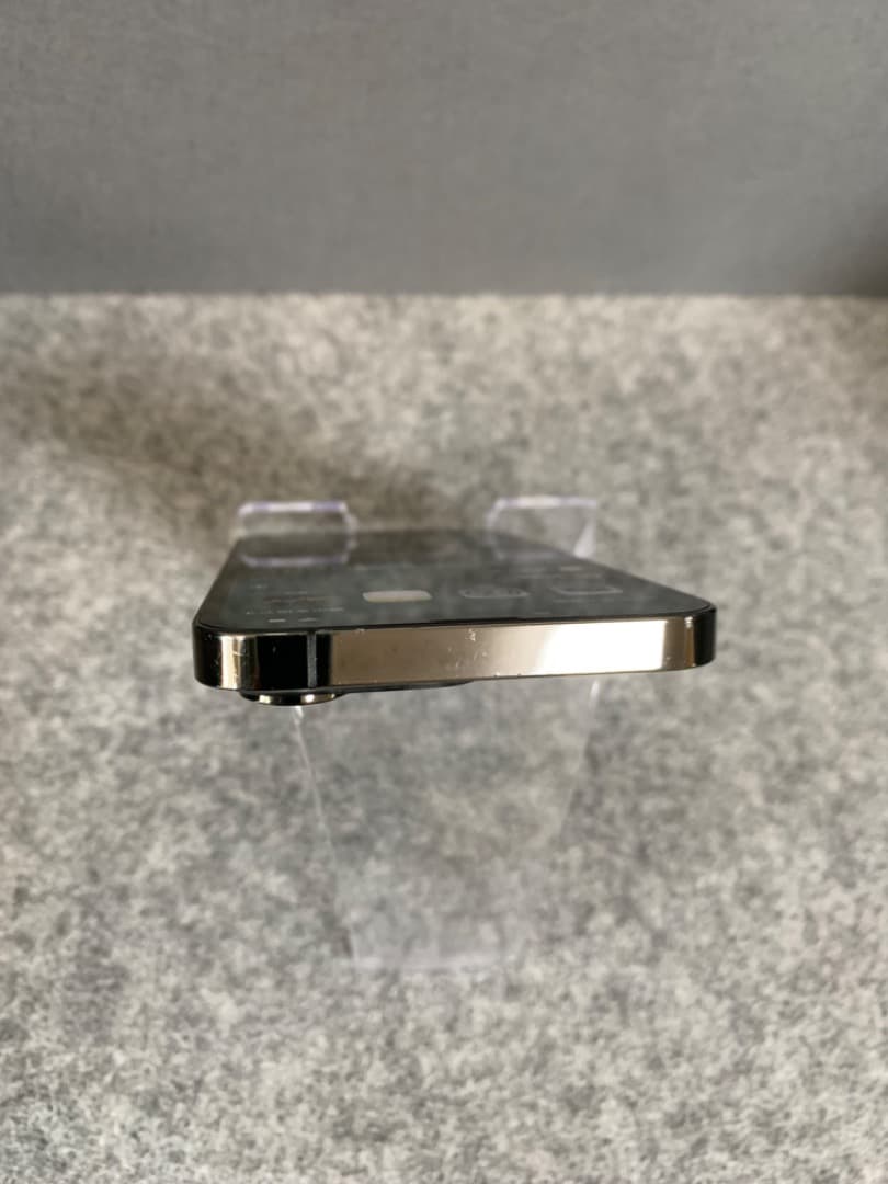 美品 Appleストア版 SIMフリー iPhone13 Pro 512GB