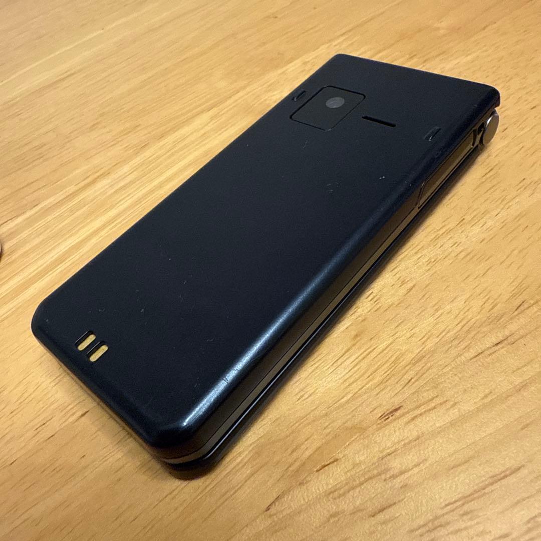 docomo arrows折りたたみ式スマートフォン F-41C 充電ホルダー付