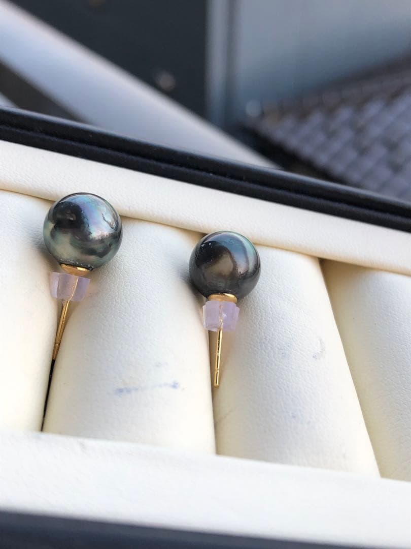 黒蝶真珠　ピアス　タヒチ産パールSA15