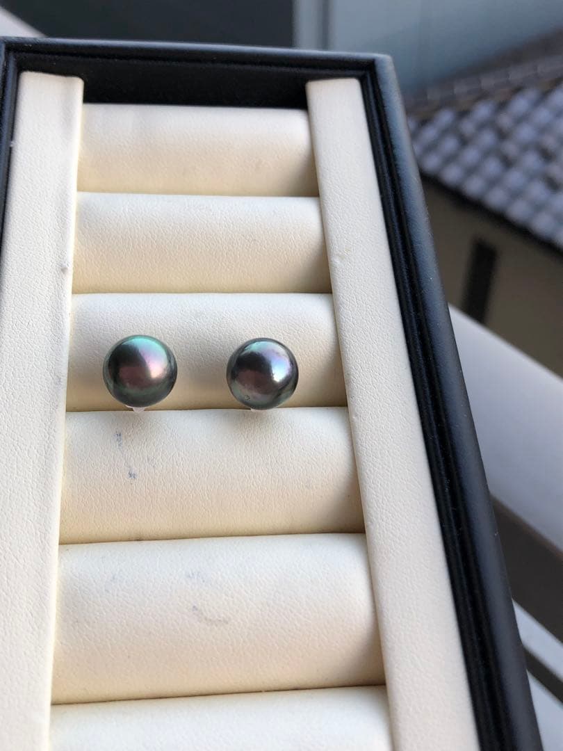 黒蝶真珠　ピアス　タヒチ産パールSA15