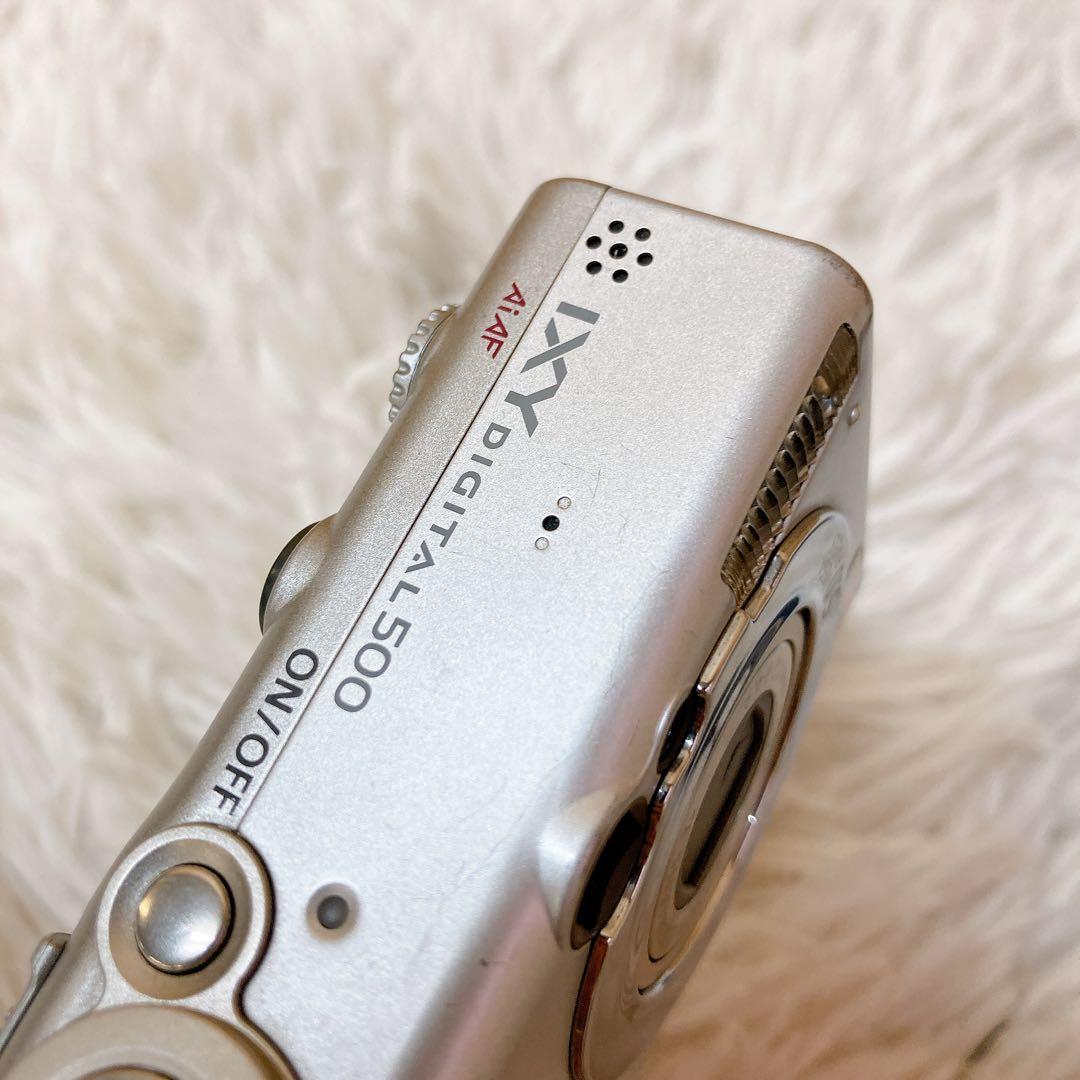 Canon キャノン　PC1084 デジタルカメラ　充電器付き