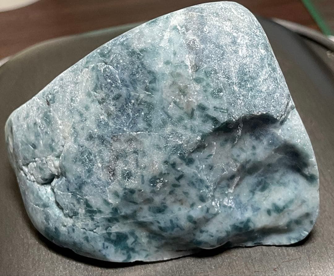 ［大所産　青×緑色］　糸魚川青翡翠113g ヒスイ　ひすい