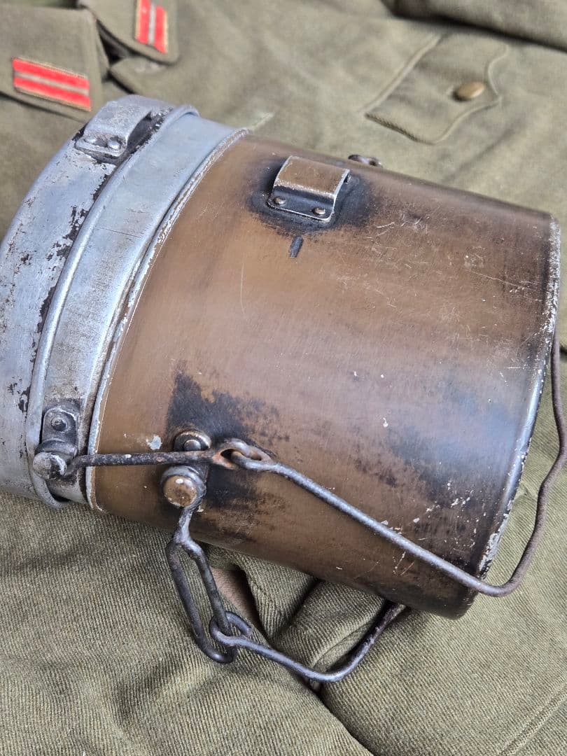 格安　実物　日本陸軍　将校服(上着)と二重飯盒　セット