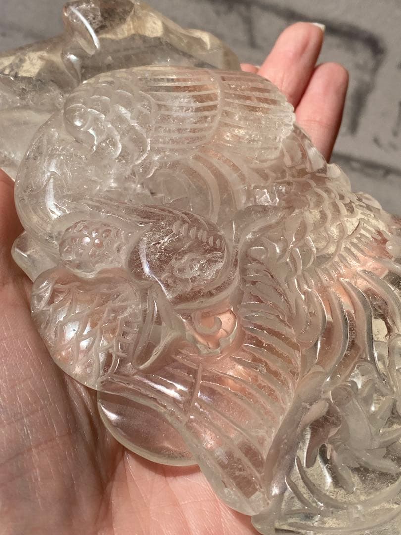 水晶 彫り物 鳳凰 縁起物 天然石 パワーストーン