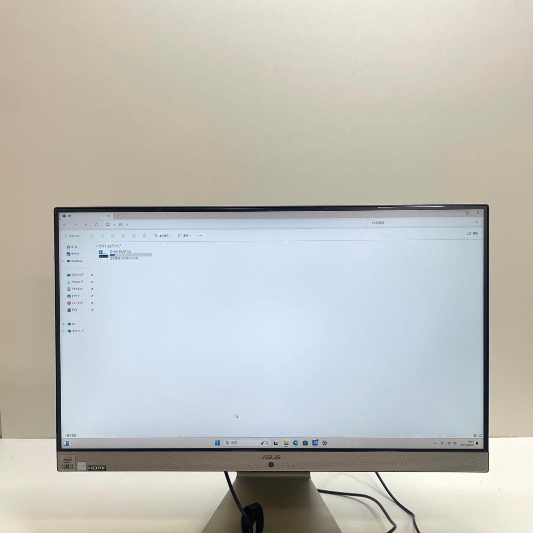 #181 ASUS Vivo AIO V222FA 一体型 i3-10110U
