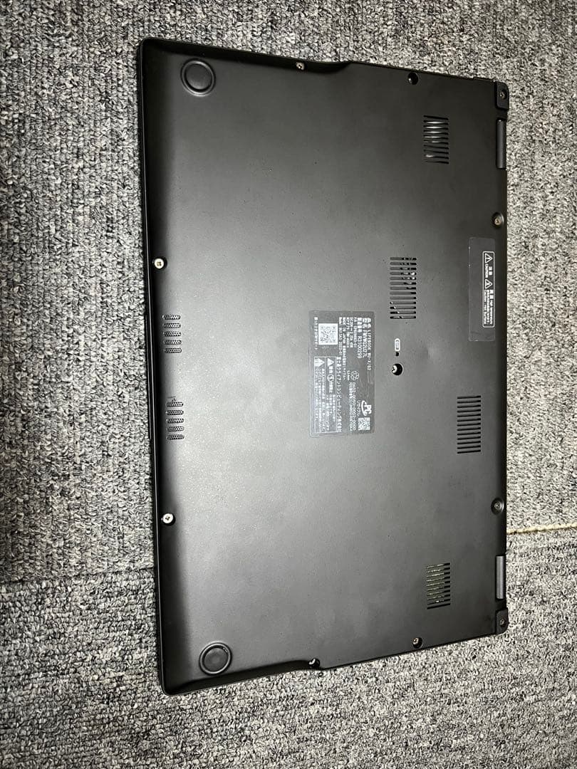 Fujitsu 第12世代 インテル i7 1255U UH WU-X/G2