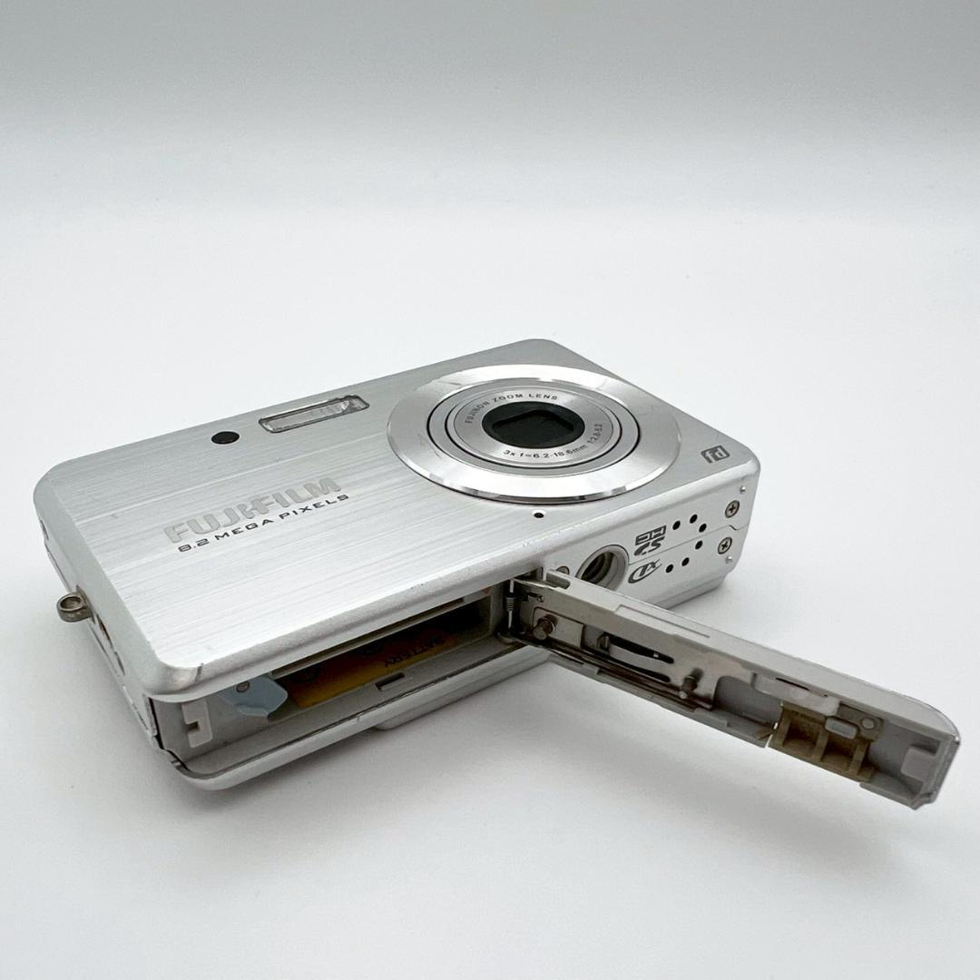 【完動品】FUJIFILM FinePix J15fd コンデジ 動作確認済