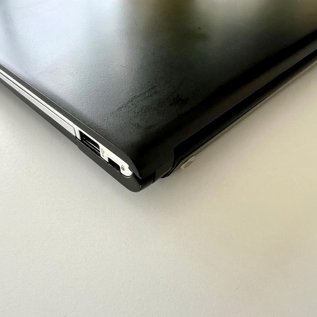 【LinuxMint】富士通ノート i5-8350U/4GB/SSD256GB