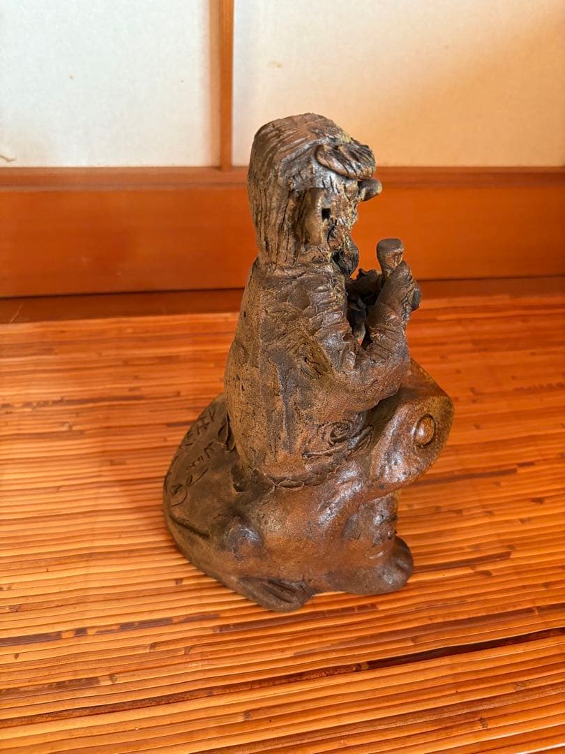 カエル　置物