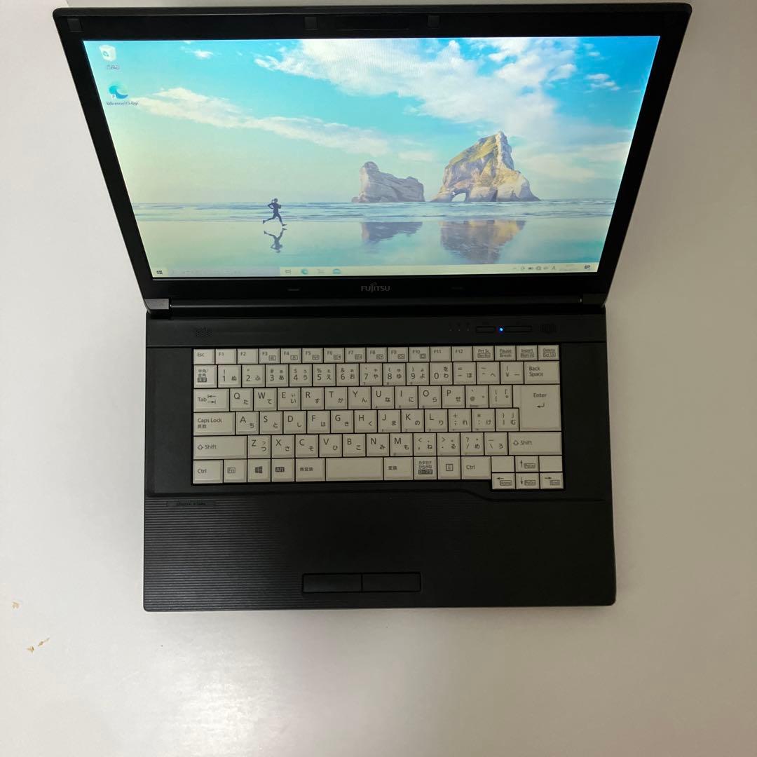 富士通 LIFEBOOK 15.6インチ ノートPC