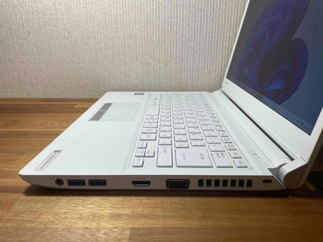 Win11 Office搭載 dynabook メモリ8GB新品SSD120GB