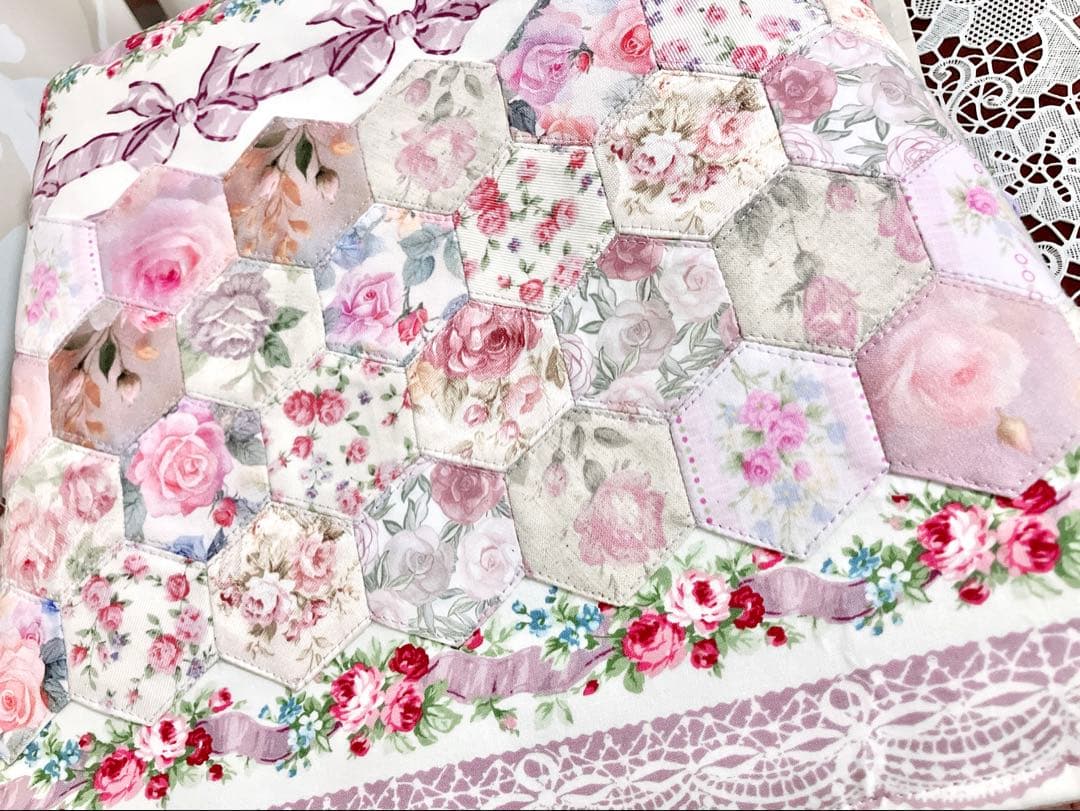 ク*ー様 高貴で幻想的な紫の薔薇 パッチワークトートバッグ ヘキサゴン