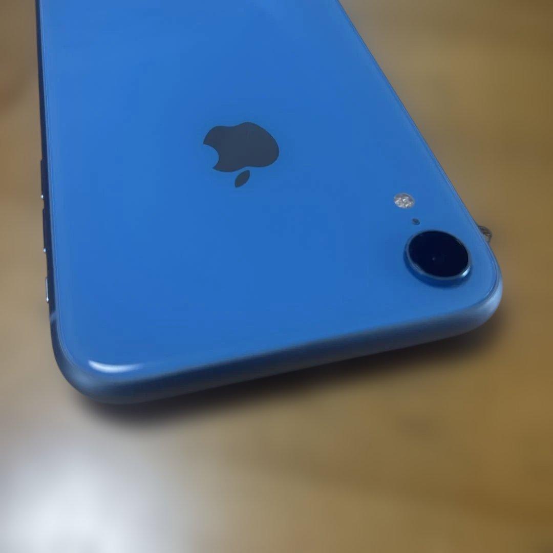 Apple iPhone XR ブルー 64GB キャリアAU 中古品