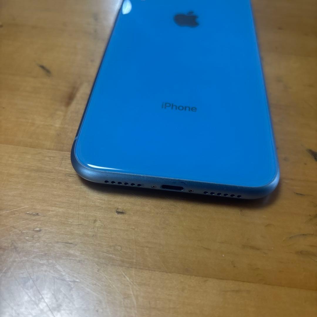 Apple iPhone XR ブルー 64GB キャリアAU 中古品