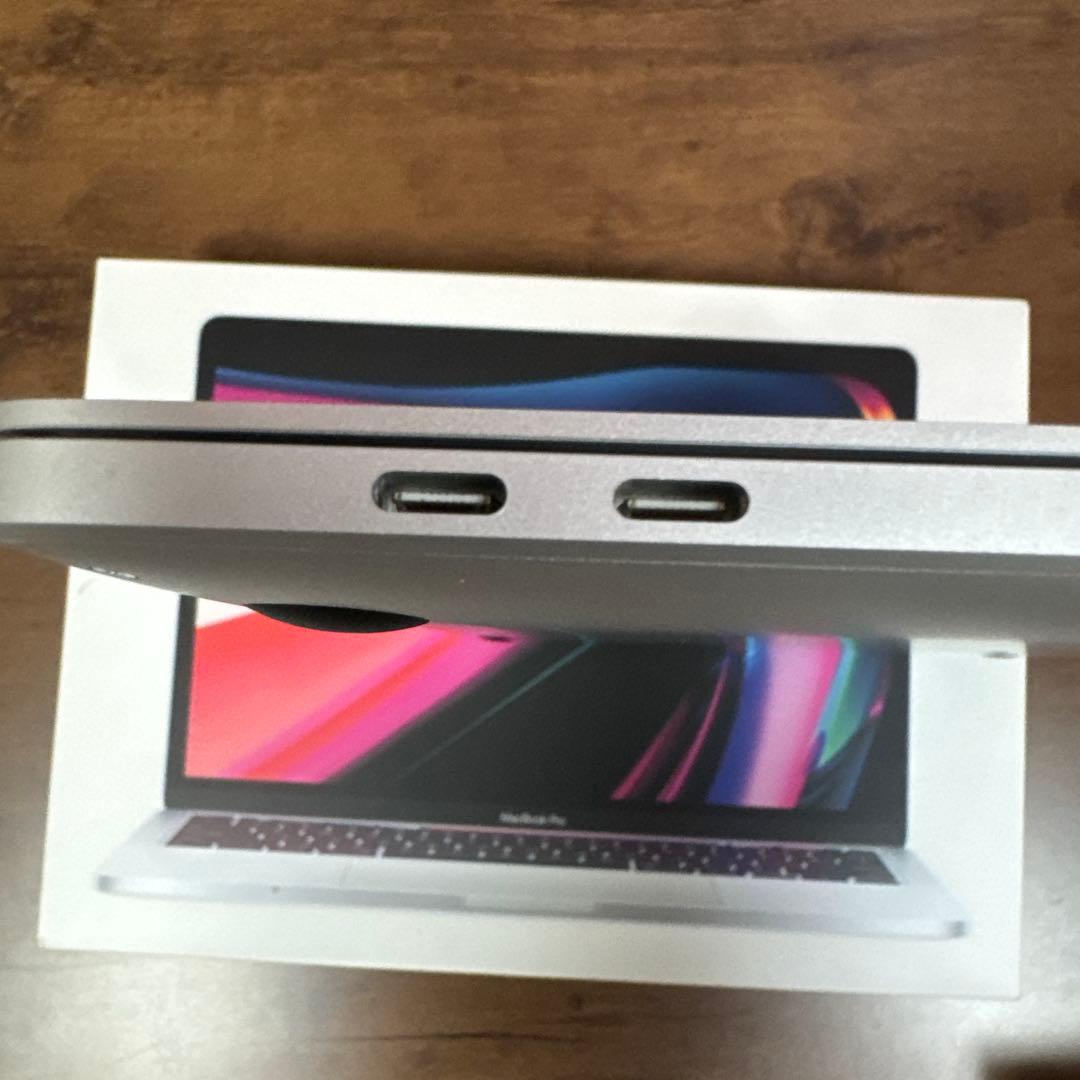 Apple MacBook Pro 2020 M1チップ 8GB 256GB