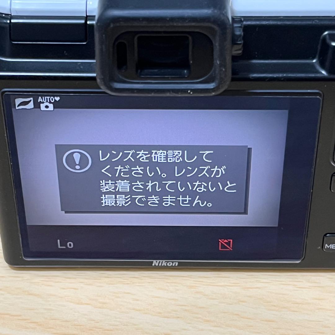 Nikon 1 V1　ダブルズームキット　ホワイト　本体