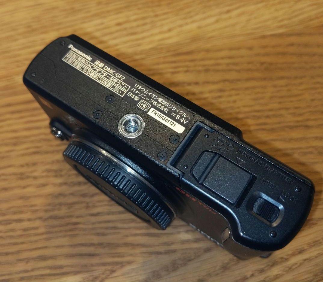 超美品 LUMIX GF2 ミラーレスカメラ