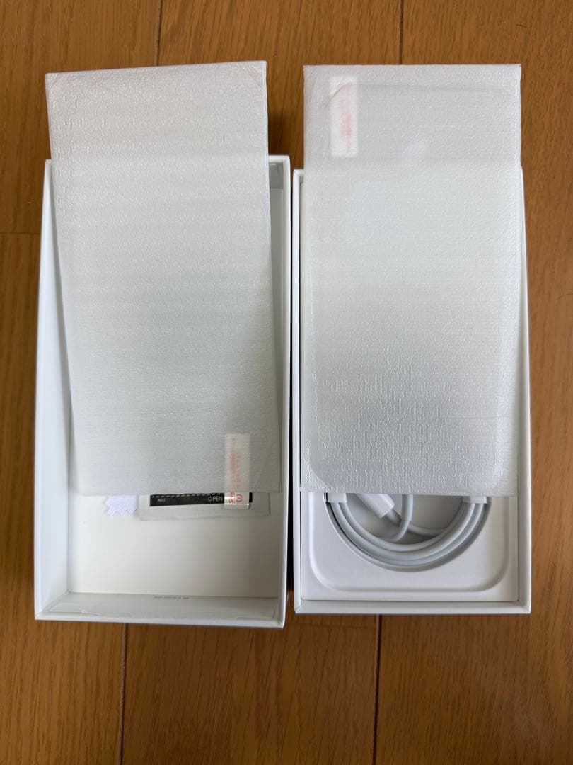 iPhone14 pro 256GB シルバー