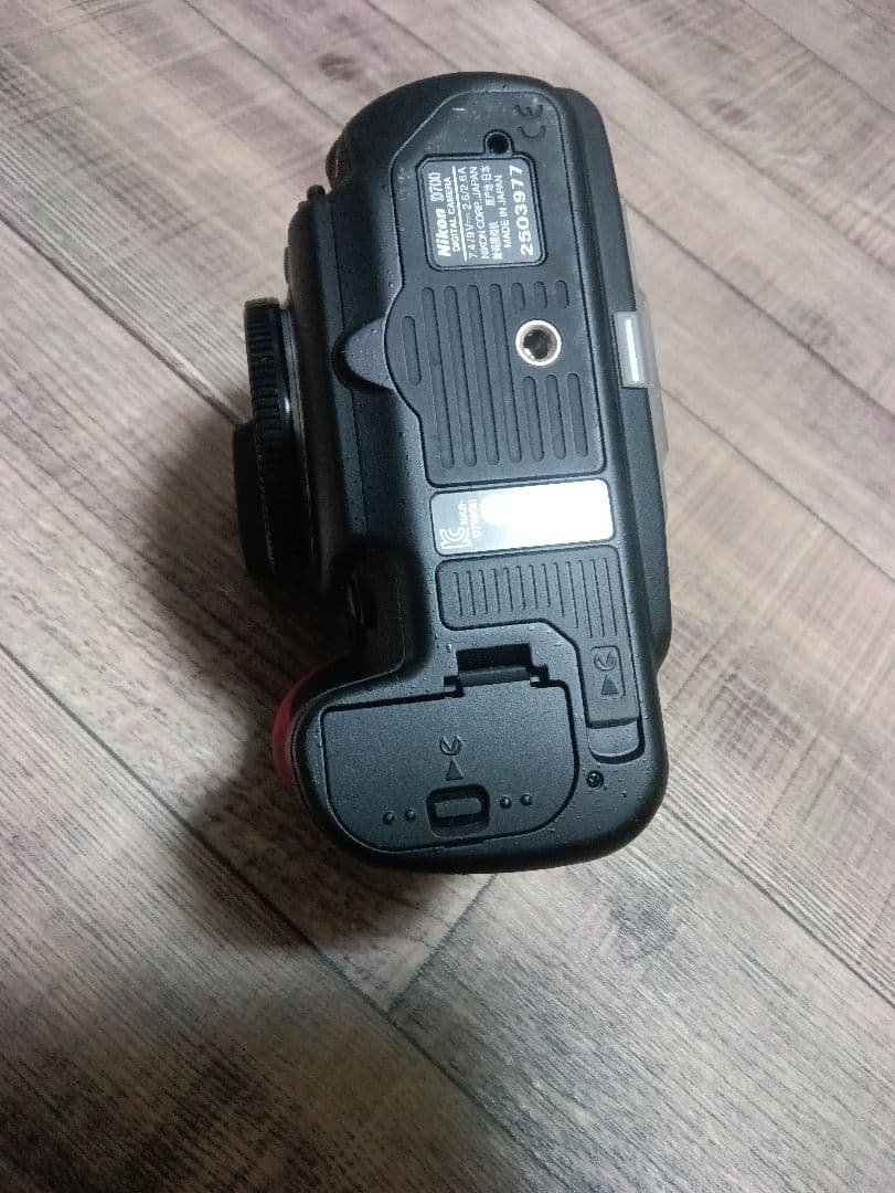 Nikon D700 人気再燃中　極美品　D300他おまけ多数