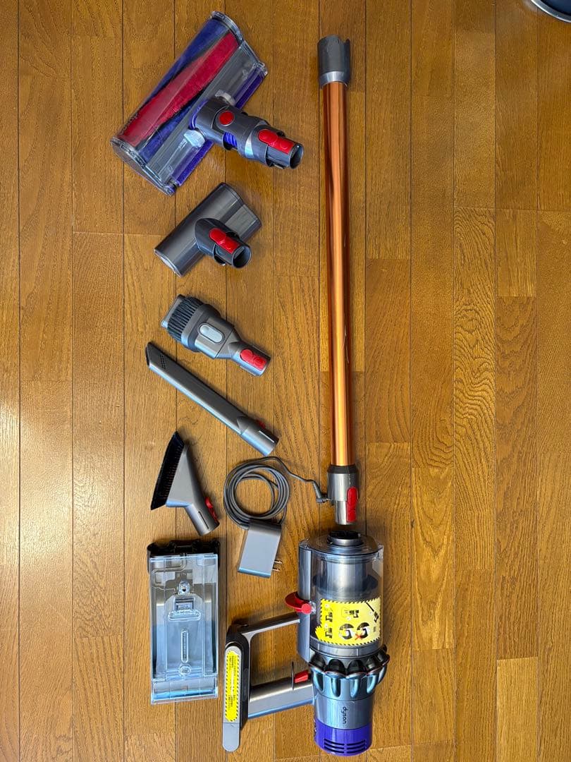 Dyson ダイソン　SV12 コードレスクリーナー