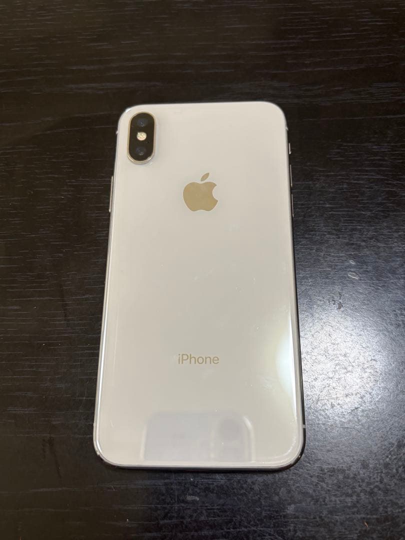 iPhone X キャリアau ホワイト