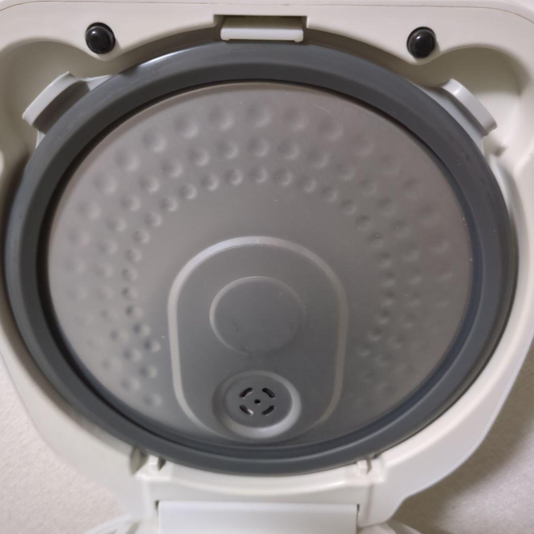 【☆】炊飯器（5.5合）　東芝 IH　RC-10HR【2022モデル】