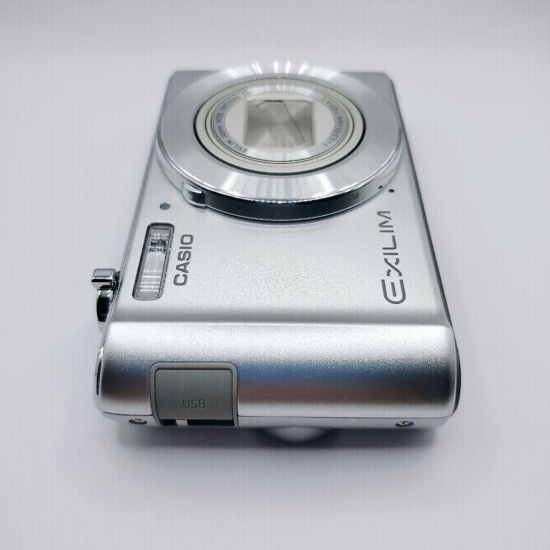 CASIO EXILIM EX-ZS240　デジカメ 動作確認済　シルバー