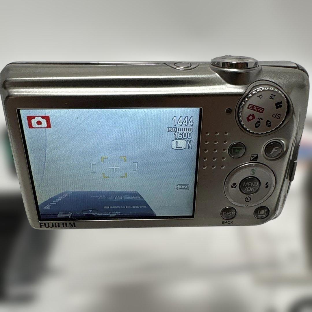 【動作品】FUJIFILM F70 EXR コンパクトデジタルカメラ