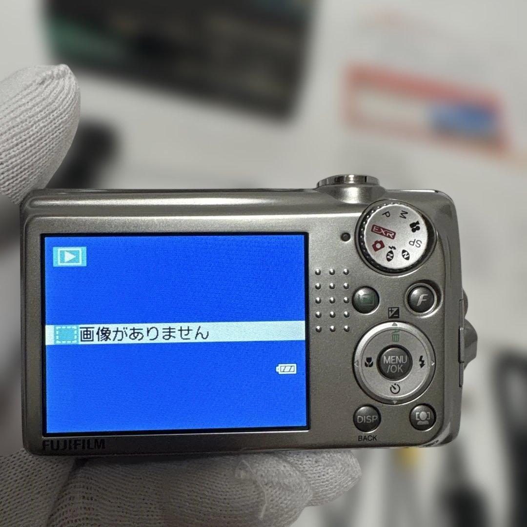 【動作品】FUJIFILM F70 EXR コンパクトデジタルカメラ