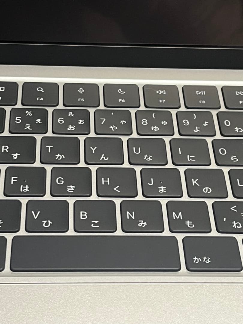 MacBook Air M3チップ メモリ8GB/SSD256GB 13インチ