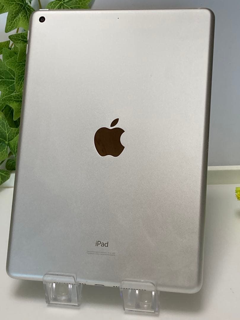 iPad(第7世代) Wi-Fi「MW752J/A」 バッテリー92%良好 割れ