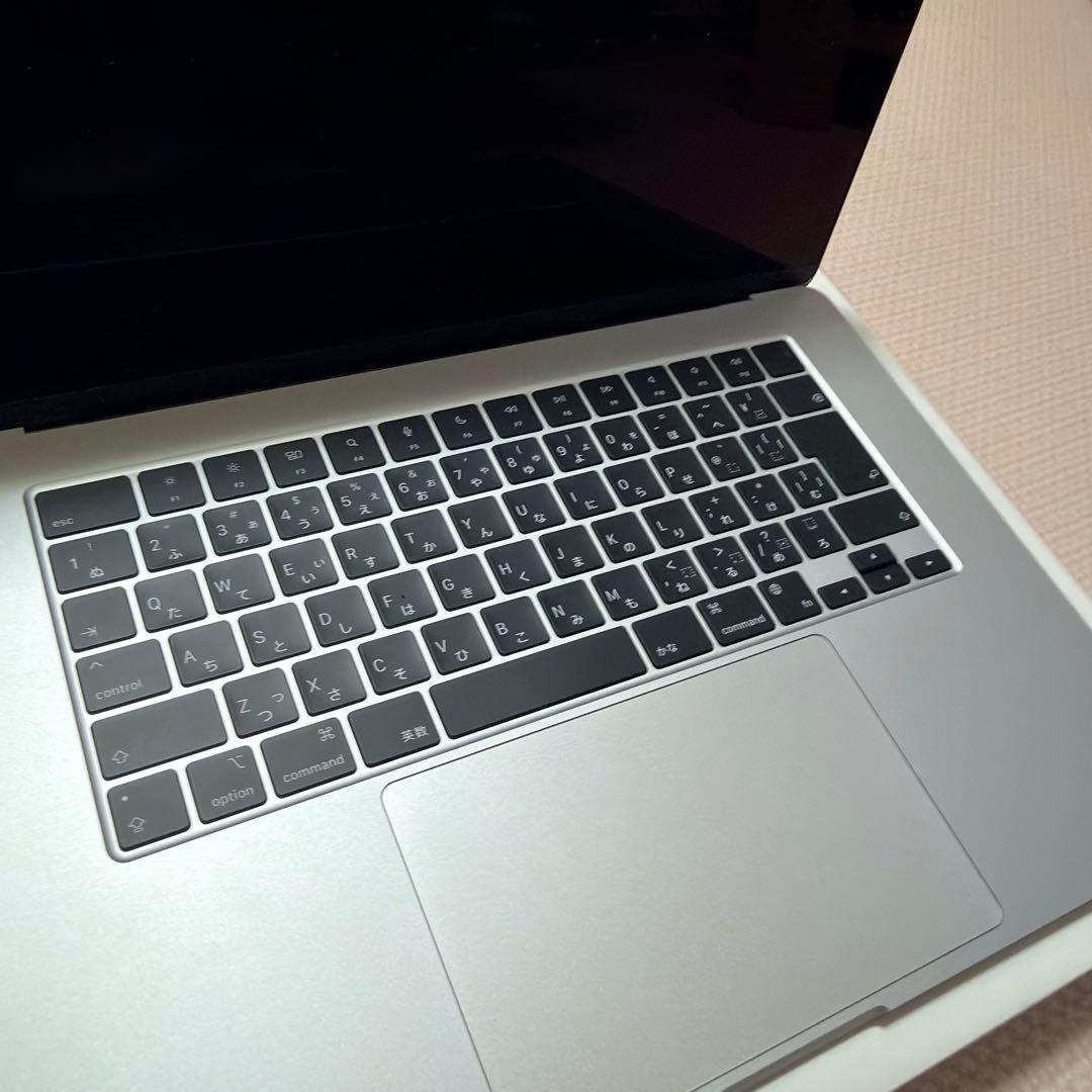 Apple MacBook Air M2 シルバー8GB 512SSD 2023