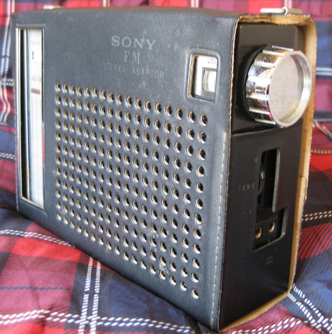 SONY ICF-1100【ラジオ THE-11 】と ステレオアダプターの一式