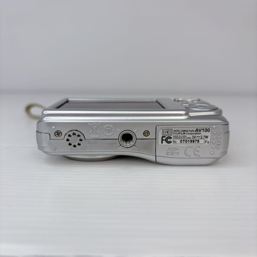 FUJIFILM FINEPIX AV100 デジカメ