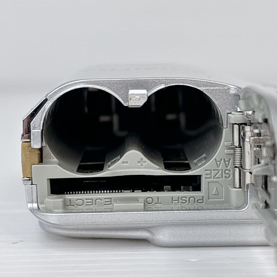 FUJIFILM FINEPIX AV100 デジカメ