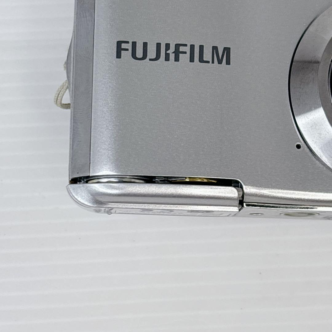 FUJIFILM FINEPIX AV100 デジカメ