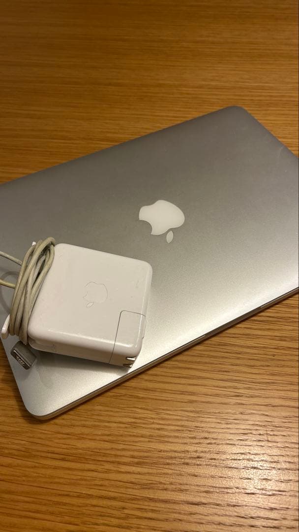 MacBook Pro 13 2012 Retina 充電コード付き　初期化済み