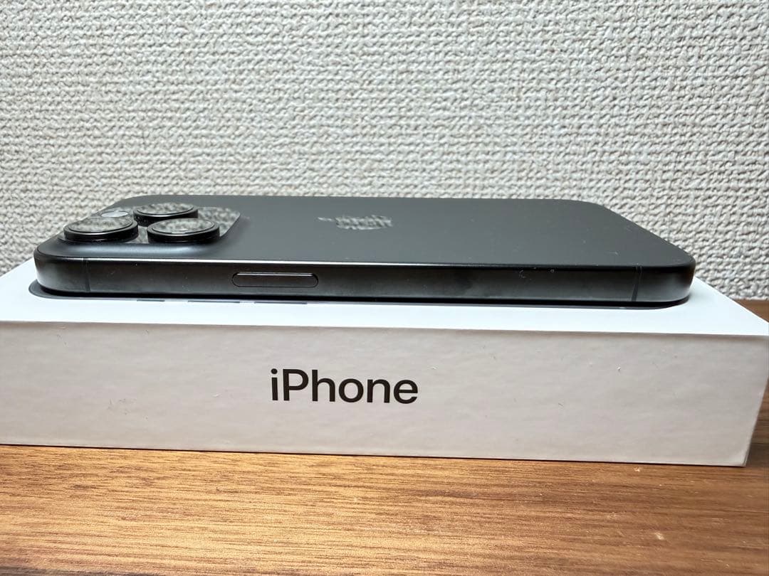 iPhone15Pro 128GB ブラックチタニウム【SIMフリー】
