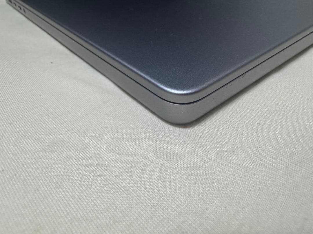 MacBook Pro M2Pro 16GB 512GB 16インチ