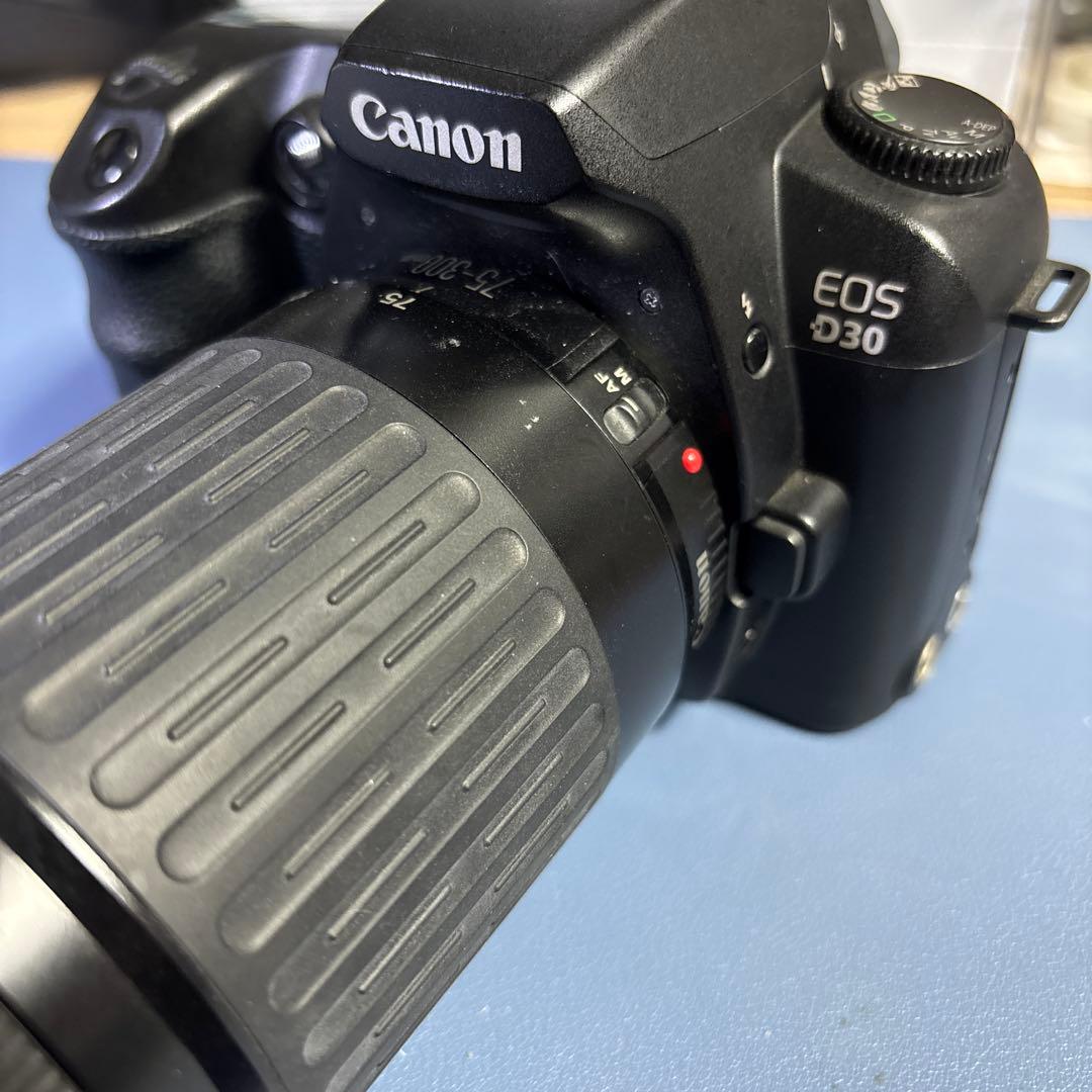 【動作品】canon EOS D30（レンズ・変換アダプター付き）