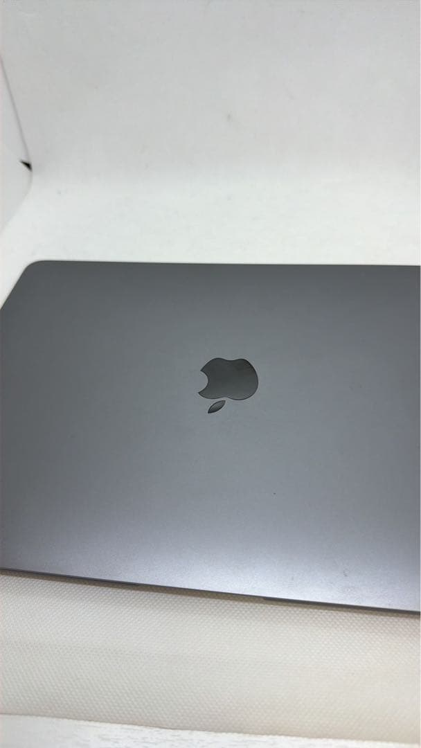 良品 Macbook Air M1(2020)16GB/512GBスペース