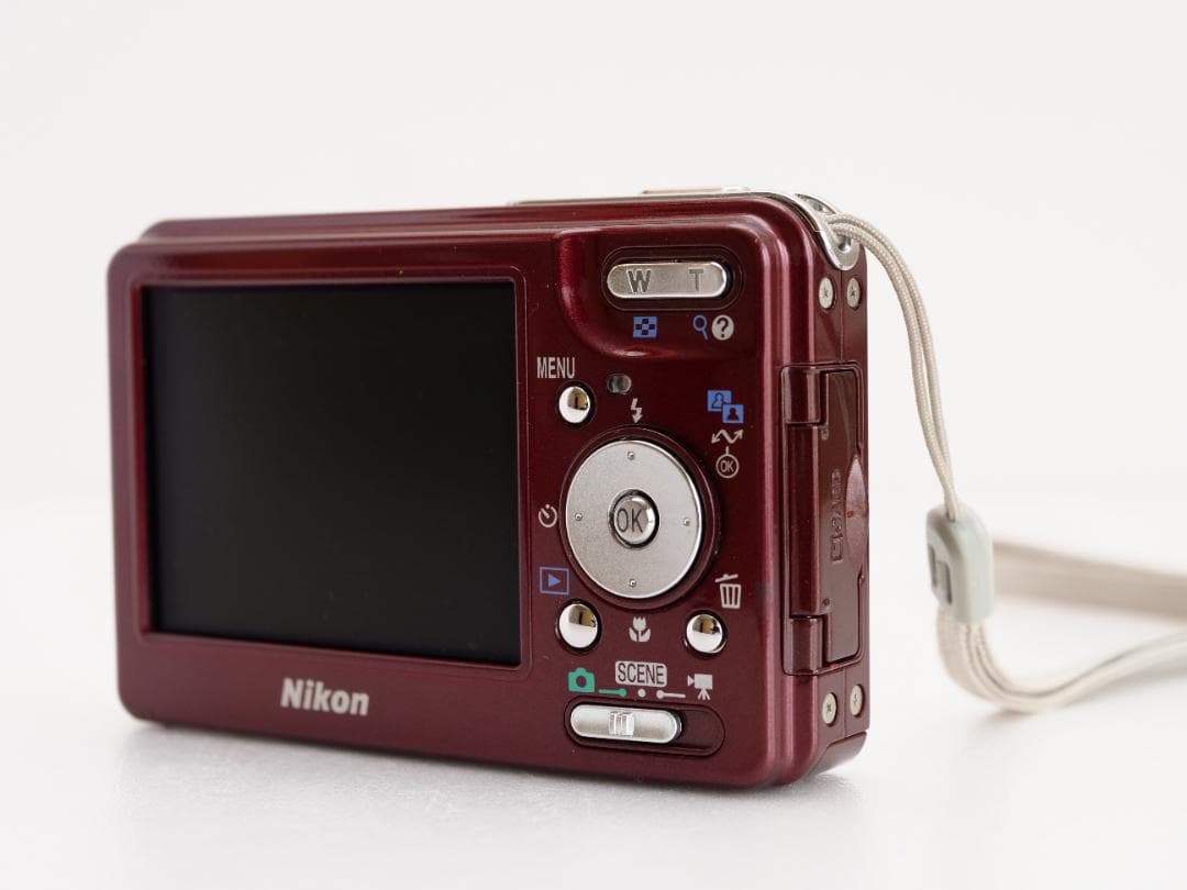 Nikon ニコン COOLPIX S3 レッド デジタルカメラ 動作品