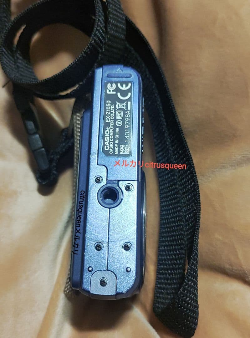 カシオ　デジカメ　EXILIM　EX-Z1050　中古