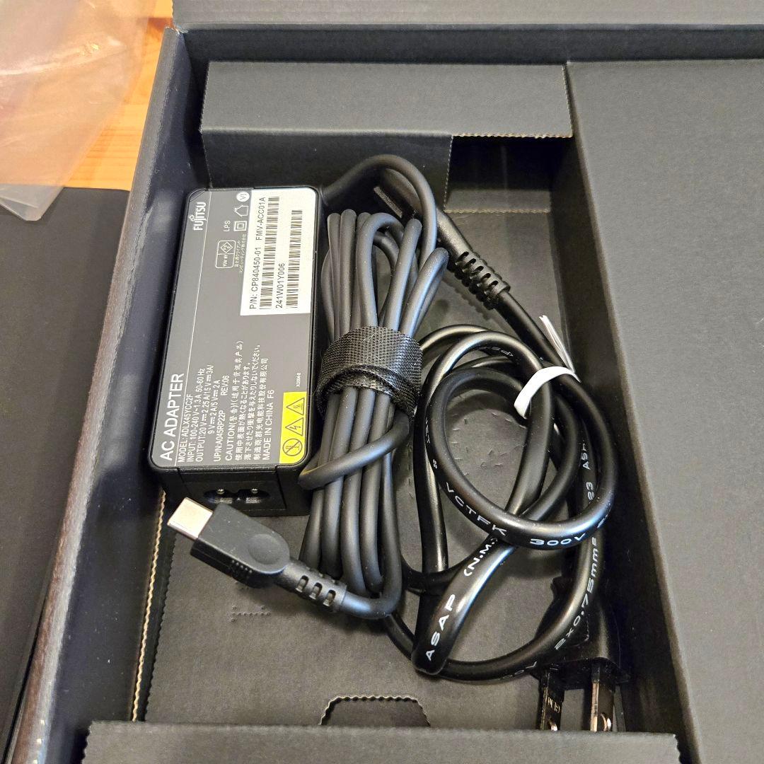 FMV LOOX 75/G (FMVL75GB) キーボード＋スタイラスペン付き