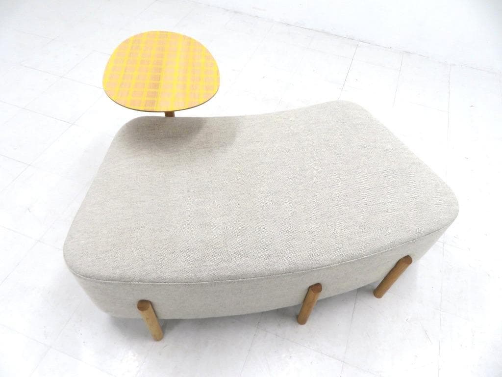 展示品　カリモク　ドラドラ　北欧　オーク材　ソファ サイドテーブル