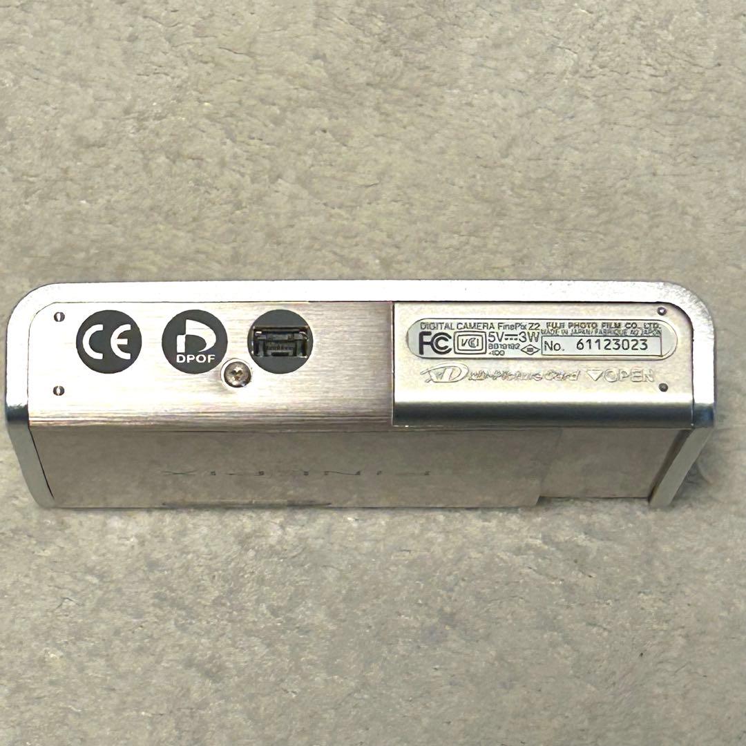【美品 動作確認済】富士フイルム FINEPIX Z2 コンパクトデジタルカメラ