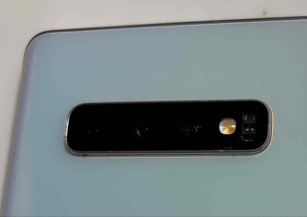 128G SCV42 Galaxy S10+ SAMSUNG au SIMフリー