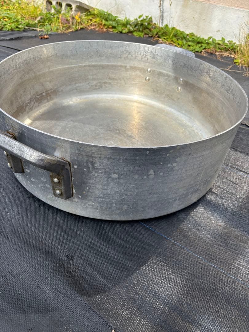 業務用アルミ製 半寸胴鍋 蓋付き 大きめ　５４cm