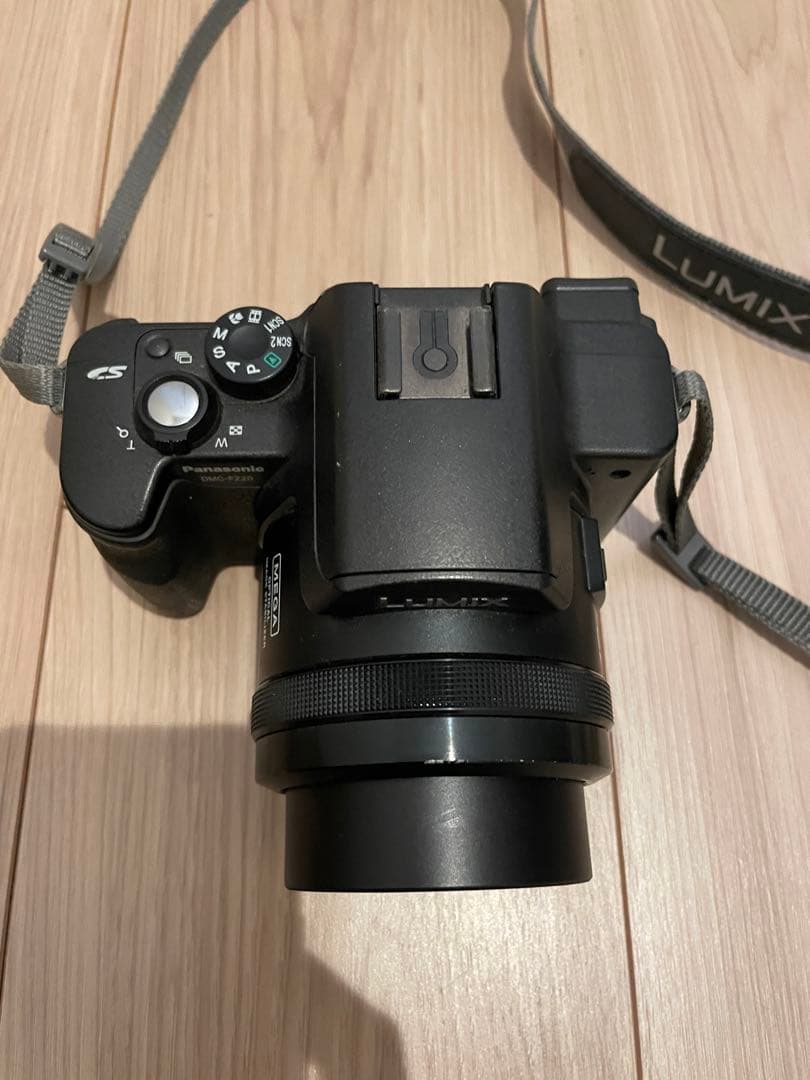 Panasonic DMC-FZ7 コンパクトデジタルカメラ