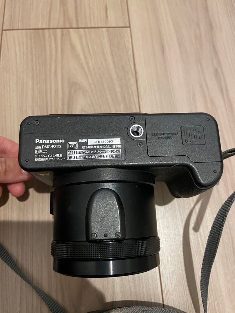 Panasonic DMC-FZ7 コンパクトデジタルカメラ